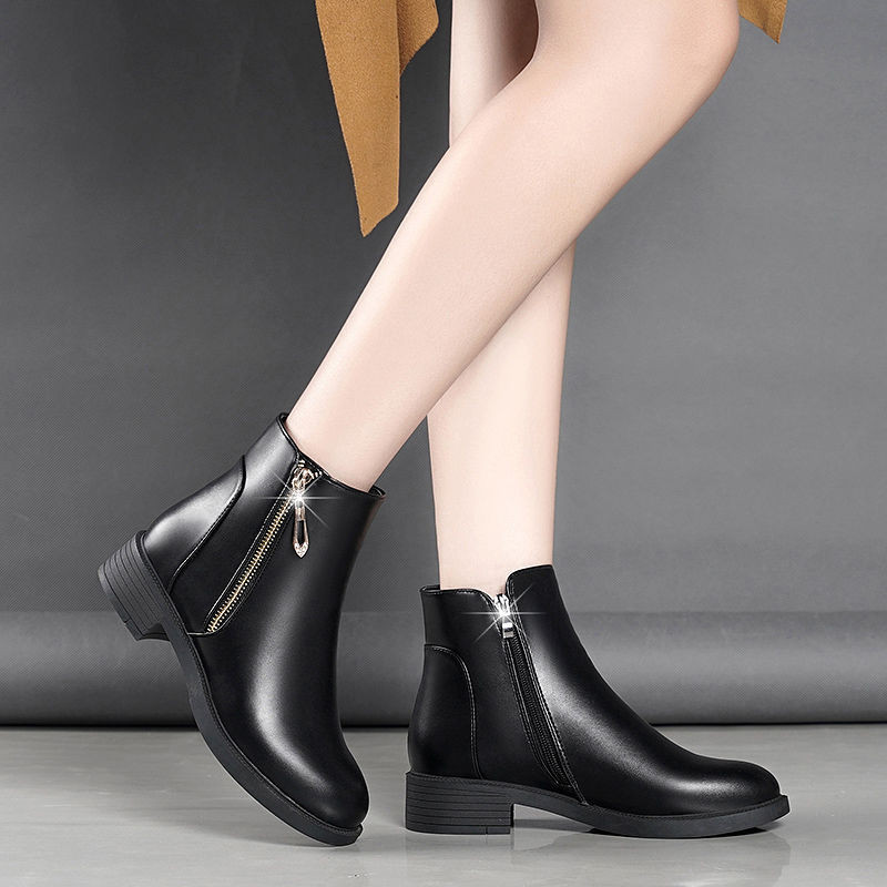 Crne gležnjače Ženske jesenske zimske krznene cipele Kratke čizme s patentnim zatvaračem Vodootporne cipele Ženske čizme s blok petom Ženske kožne čizme