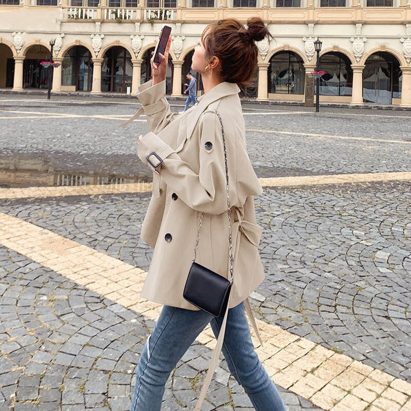 Sieviešu pavasara rudens īss mētelis 2021. gada jaunais korejiešu modes modes purpursarkanā krāsā, sieviešu vējjaka, brīva jaka ar instrumentiem