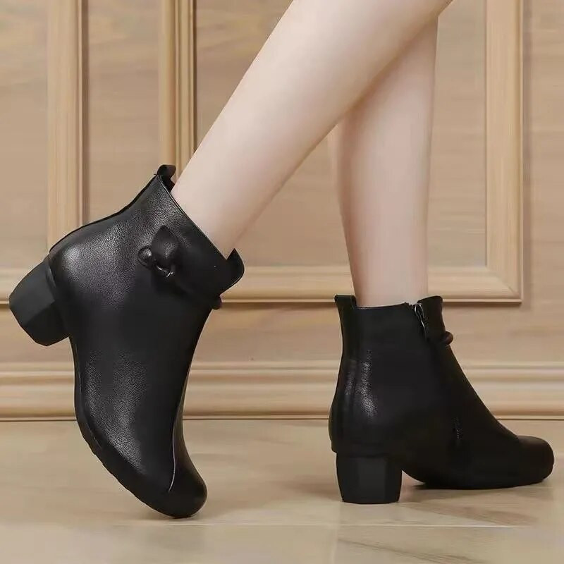 Φθινοπωρινά καθημερινά παπούτσια πεζοπορίας για γυναικεία μποτάκια μασίφ μαύρα καφέ δερμάτινα μοκασίνια casual boot shoes