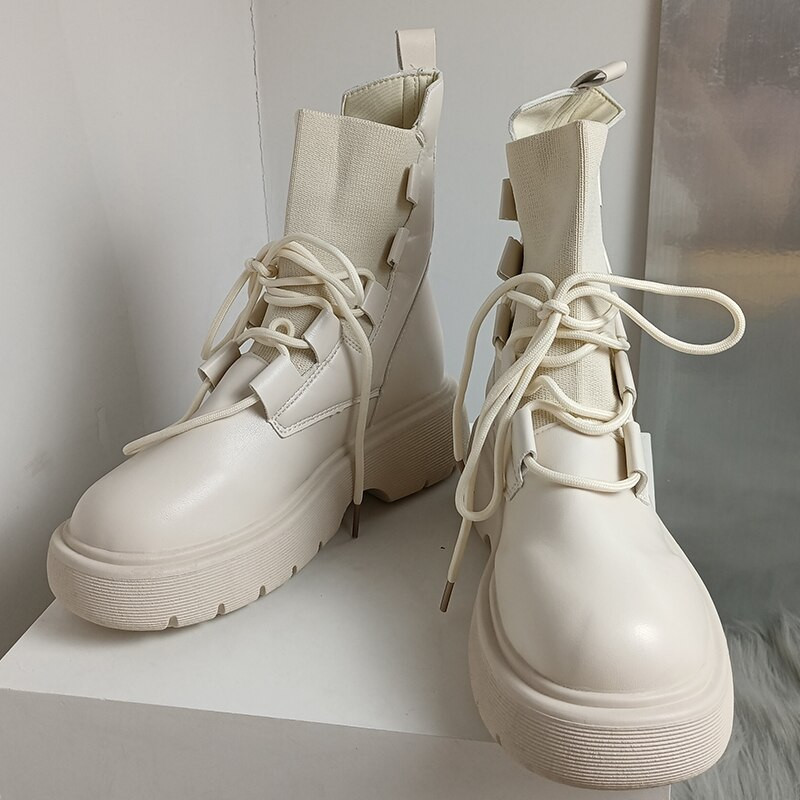 Modes, īsi elastīgi puszābaki sievietēm