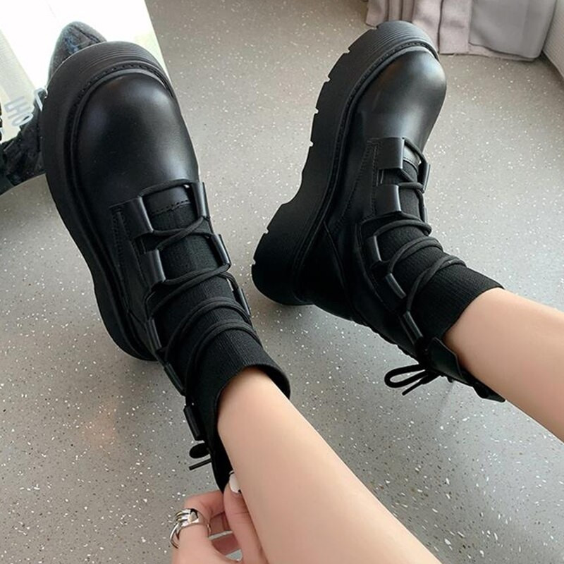 Modes, īsi elastīgi puszābaki sievietēm