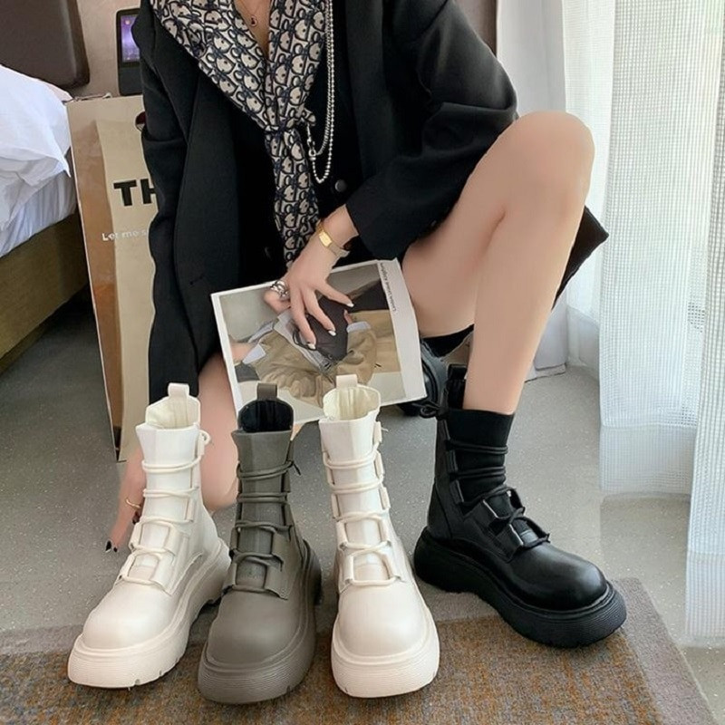 Modes, īsi elastīgi puszābaki sievietēm