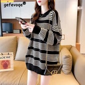 Ikdienišķs, brīvs, svītrains sieviešu džemperis ar apaļu apkakli