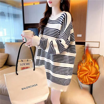 Ikdienišķs, brīvs, svītrains sieviešu džemperis ar apaļu apkakli