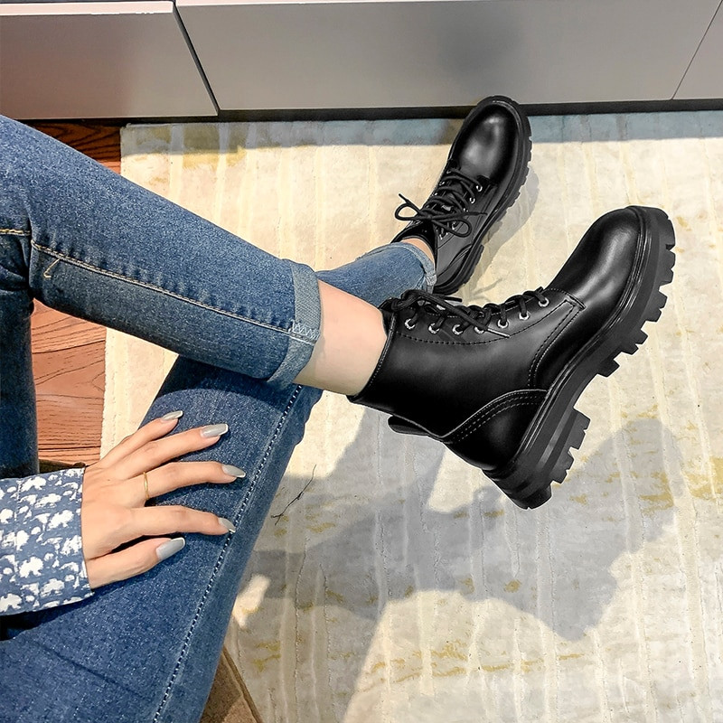 Ženske čizme za snijeg i krzno Zima Jesen Motociklističke čamce na vezanje Ženske britanske Dnevne gležnjeve Punk 34-42