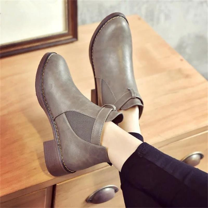 Γυναικεία Martin Ankle Boots Ψηλοτάκουνα Φθινοπωρινό Χειμώνα Γυναικεία Casual Παπούτσια με στρογγυλή πόρπη Δερμάτινα παπούτσια μόδας Χοντρό λουράκι