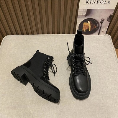 Martin Γυναικείες μπότες 2021 Νέο βρετανικό στυλ Κοντός σωληνωτός επίδεσμος χοντρό κάτω μέρος ταιριάζουν με λεπτό κοντό γυναικείο ελατήριο και ένα