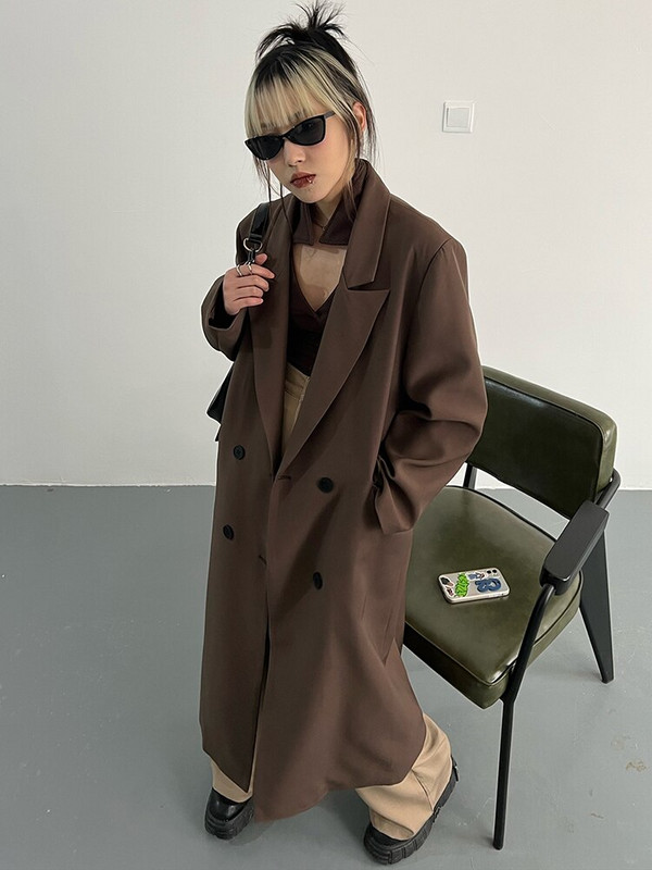 [EAM] Sieviešu brūns, liela izmēra, garas tranšeja, jauns atloks, garām piedurknēm, brīvi pieguļoša vējjaka, modes plūdmaiņas, 2022. gada pavasara rudens 1DF0079