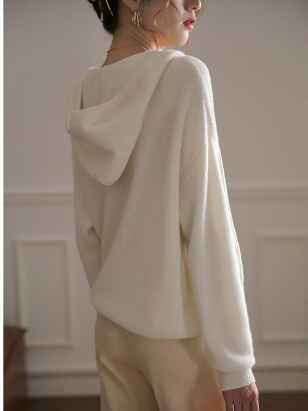 Γυναικείο πουλόβερ με λευκή κουκούλα Φθινοπωρινό Χειμωνιάτικο Νέο Πουλόβερ από 100% καθαρό μαλλί Κορεατική μόδα Χαλαρά πλεκτά μπλουζάκια για γυναίκες