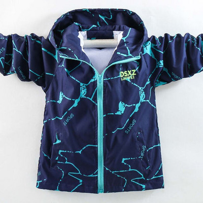 Tavasz 4-14 éves fiúk dzsekik új gyerekkabátok felsők szabálytalan mintás kabátok ruhák gyerek kapucnis felsőruházat sport szélálló széldzseki