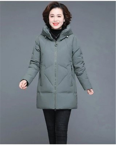 Parko dydis 5XL 6XL Moteriškas vėjui atsparus laisvas šiltas viršutinis drabužis žieminis paltas 2021 Vidutinio amžiaus mama Nauja medvilninė paminkštinta striukė su ilgu gobtuvu