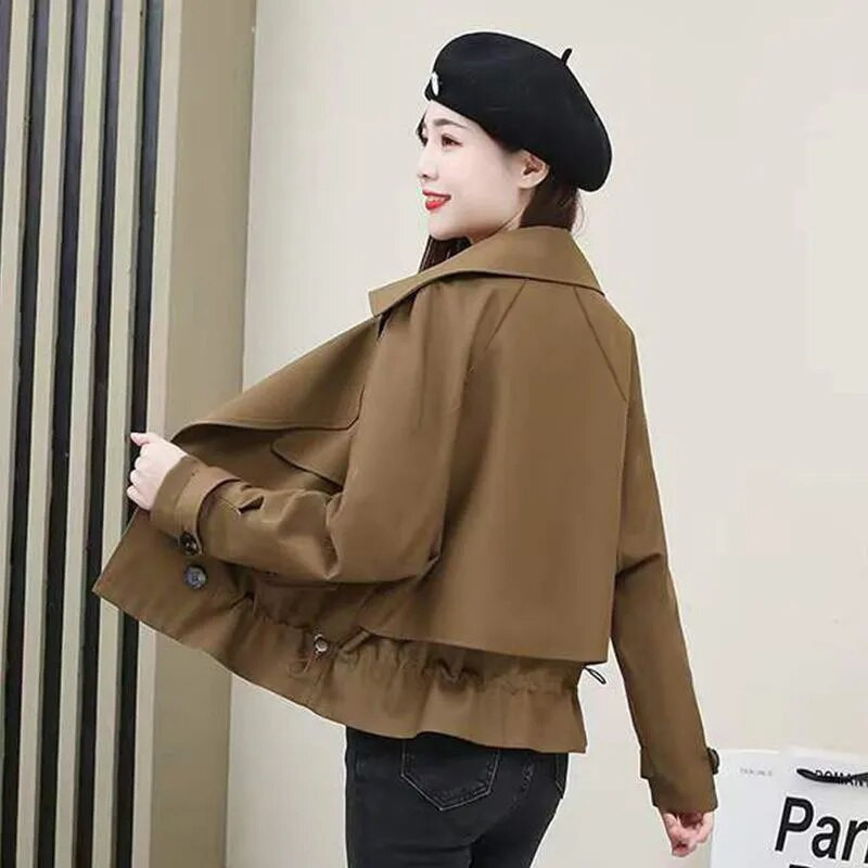 Visokokvalitetna vjetrovka Ženska kratka jakna 2022. Proljeće i jesen Nova jakna s dvostrukim kopčanjem na velike revere Ženski trenč