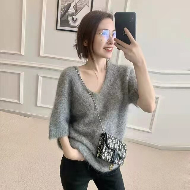 Νέο Φθινόπωρο 2022 Ltalian εισαγόμενο κοντομάνικο φαρδύ λαιμό V λαιμό και αφράτο μαλακό μινκ κασμίρ πουλόβερ σε χαλαρό στυλ JZ013