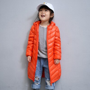 Ziemas īpaši vieglas bērnu dūnu jakas 2022. gada jauni zēni, meitenes, garas, baltas pīļu dūnu jakas, pūkaini mēteļi, bērnu apģērbi, sniega tērpi
