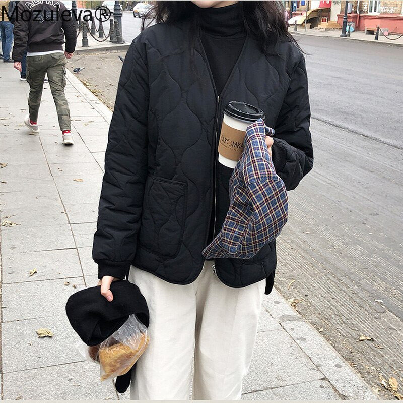 Mozuleva jaunums 2022. gada rudens ziemas sieviešu jakas V-veida kakla izgriezuma stepēts puferis parkas Augstas kvalitātes silts, liela izmēra vintage savvaļas sieviešu mētelis