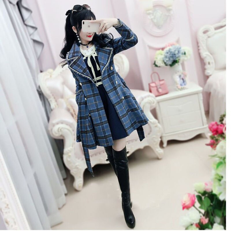 Sieviešu mētelis, 2022. gada pavasara zils rūtains britu vidēji garš vilnas mētelis, jauna sieviešu vējjaka