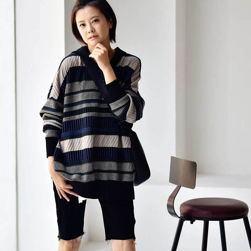 MICOCO Z6363C Λογοτεχνία και τέχνη ελεύθερος χρόνος Σχεδιασμός έγχρωμης λωρίδας ύφανση λουλουδιών χαλαρά και άνετα πλεκτά με κουκούλα