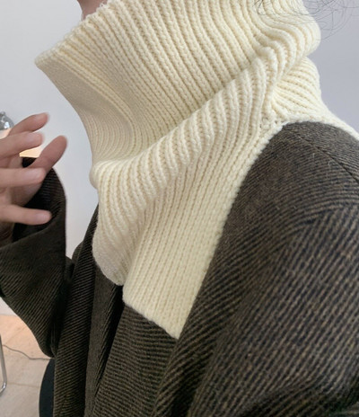 νέα γυναίκα ζεστό μάλλινο κασκόλ loveMODA