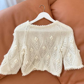 22 Rudens/ziemas smalks ziedu izšuvums, roku darbs ar dziļām piedurknēm, īss mohēras trikotāžas džemperis sievietēm