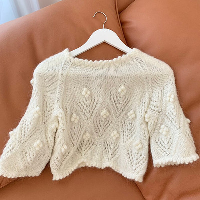 22 Rudens/ziemas smalks ziedu izšuvums, roku darbs ar dziļām piedurknēm, īss mohēras trikotāžas džemperis sievietēm